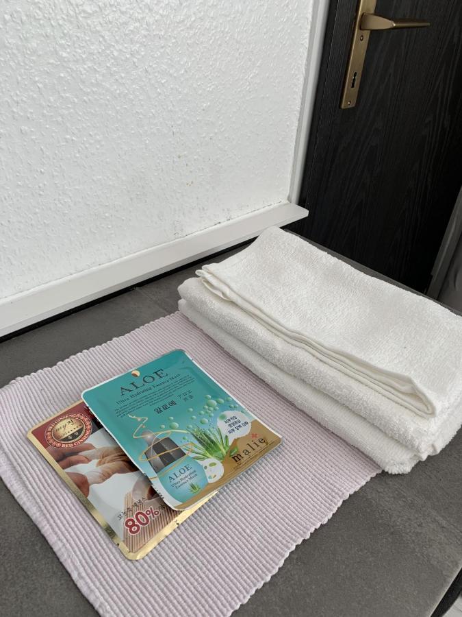 City Hotel ディンスラーケン エクステリア 写真