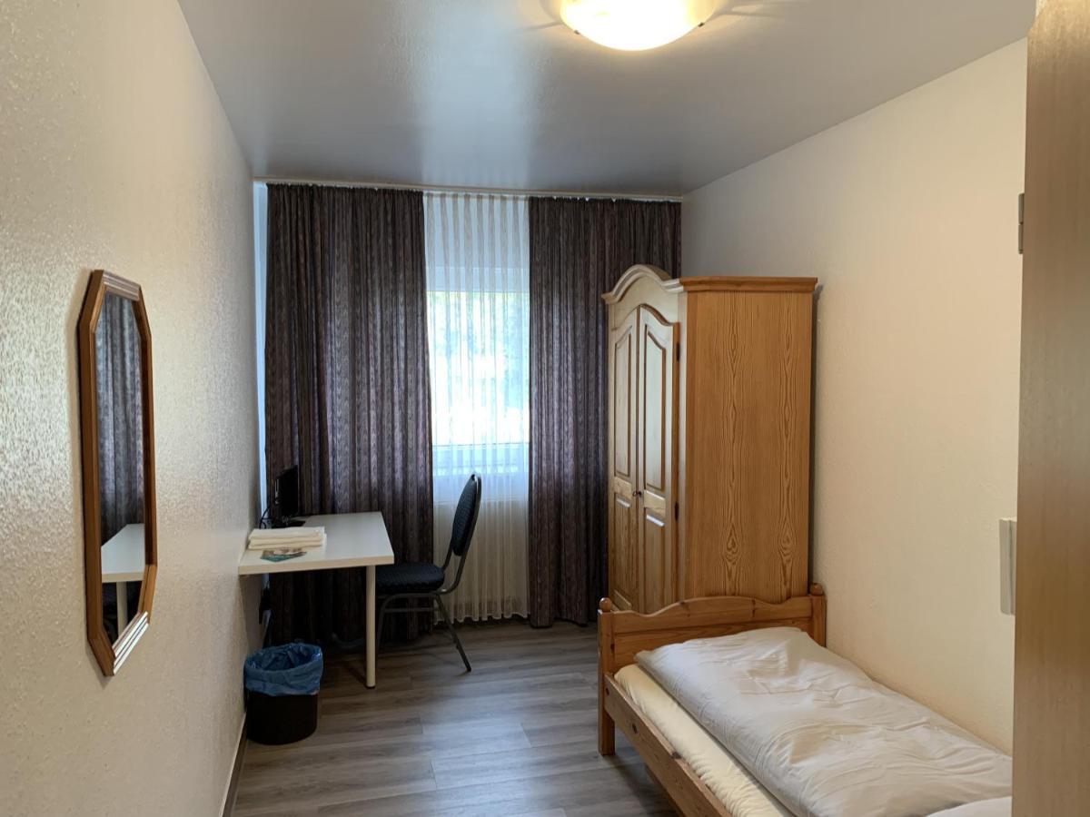 City Hotel ディンスラーケン エクステリア 写真